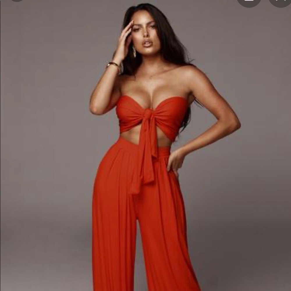 Two piece set (JLUXLABEL)